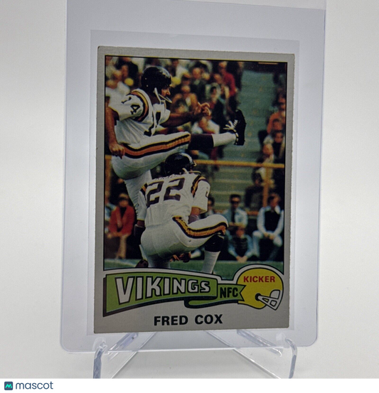 1975 Topps Fred Cox Football Card #53 NM Quality #2 FREE SHIPPING