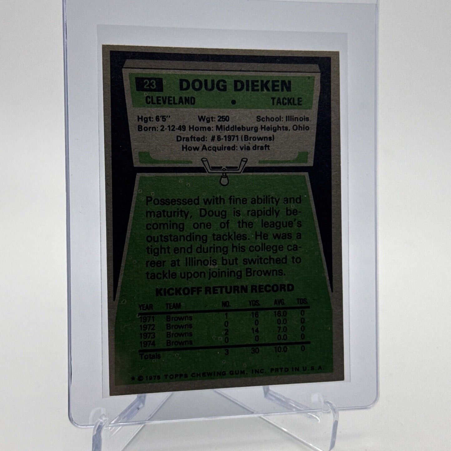 1975 Topps Doug Dieken Football Card #23 NM Quality #2 FREE SHIPPING