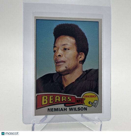 1975 Topps Nemiah Wilson Football Card #252 NM Quality #2 FREE SHIPPING