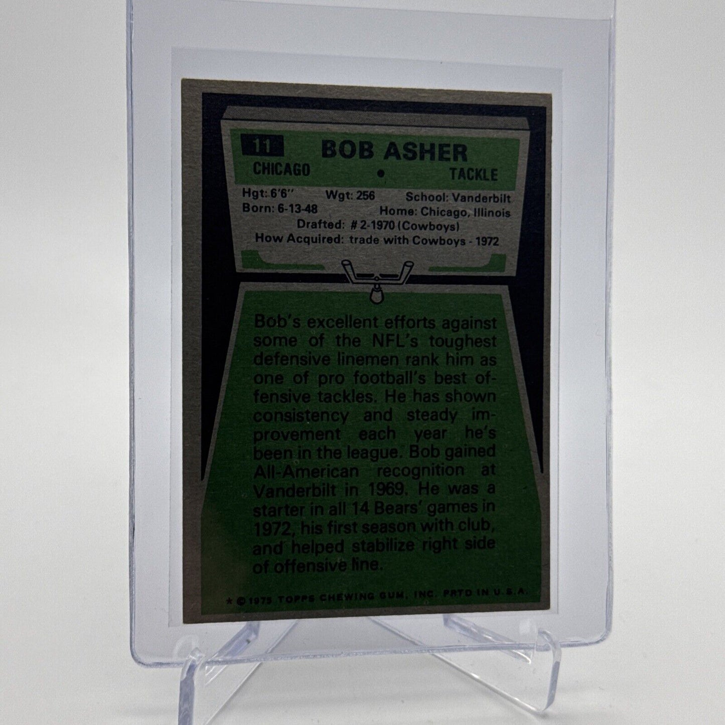 1975 Topps Bob Asher Football Card #11 NM Quality #5 FREE SHIPPING