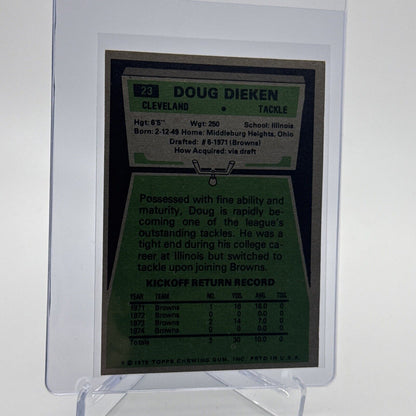 1975 Topps Doug Dieken Football Card #23 NM Quality #3 FREE SHIPPING