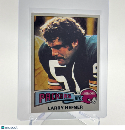 1975 Topps Larry Hefner Football Card #111 NM Quality #5 FREE SHIPPING