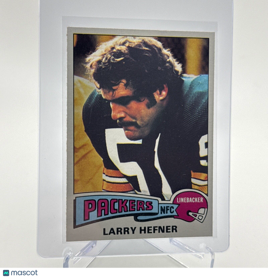 1975 Topps Larry Hefner Football Card #111 NM Quality #5 FREE SHIPPING