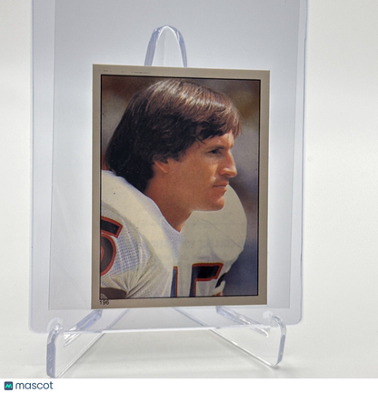 1981 Topps Gary Fencik Football Sticker Card #196 NM-MT FREE SHIPPING
