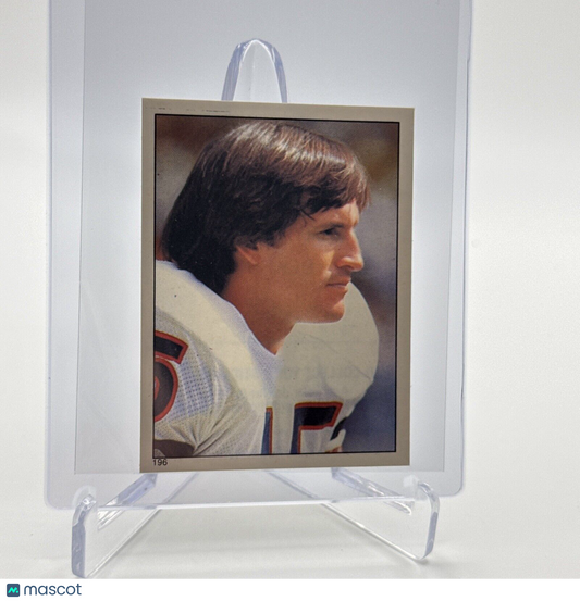 1981 Topps Gary Fencik Football Sticker Card #196 NM-MT FREE SHIPPING