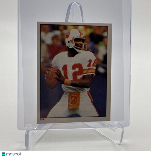 1981 Topps Doug Williams Football Sticker Card #224 NM-MT FREE SHIPPING