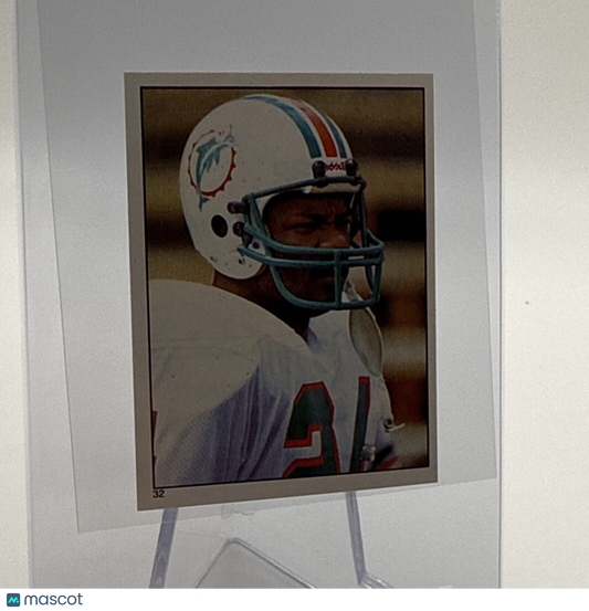 1981 Topps Delvin Williams Football Sticker Card #32 NM-MT FREE SHIPPING