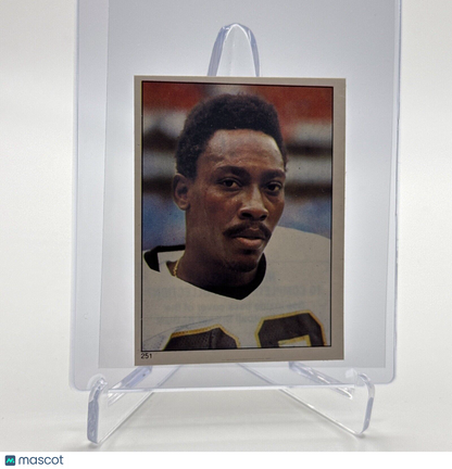 1981 Topps Ike Harris Football Sticker Card #251 NM-MT FREE SHIPPING
