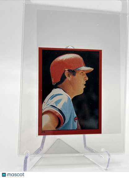 1982 O-Pee-Chee Stickers Mickey Hatcher Baseball Card #212 NM-MT FREE SHIPPING