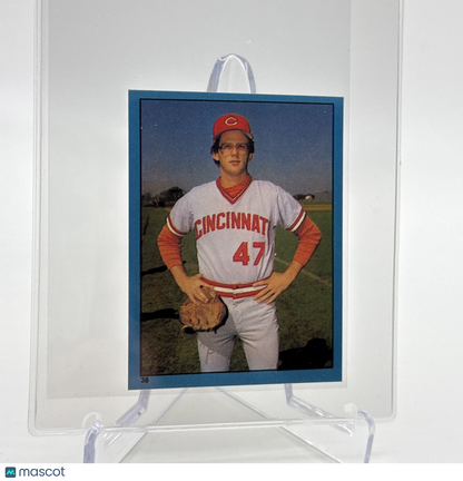 1982 O-Pee-Chee Stickers Tom Hume Baseball Card #38 NM-MT FREE SHIPPING