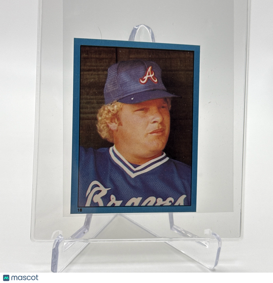 1982 O-Pee-Chee Stickers Bob Horner Baseball Card #18 NM-MT FREE SHIPPING
