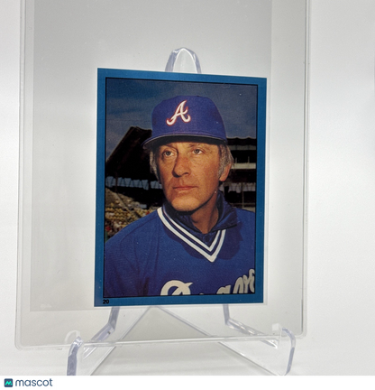 1982 O-Pee-Chee Stickers Phil Niekro Baseball Card #20 NM-MT FREE SHIPPING