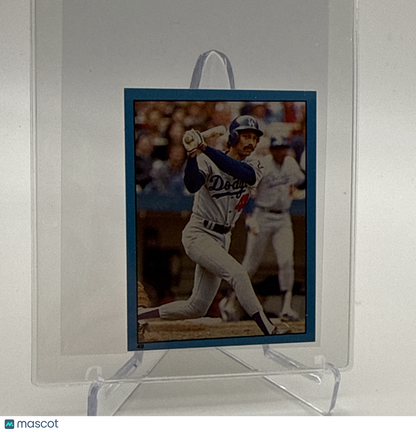1982 O-Pee-Chee Stickers Ken Landreaux Baseball Card #49 NM-MT FREE SHIPPING