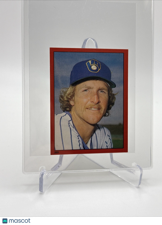1982 O-Pee-Chee Stickers Robin Yount Baseball Card #203 NM-MT FREE SHIPPING