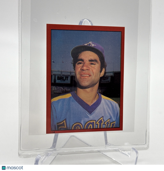 1982 O-Pee-Chee Stickers Julio Cruz Baseball Card #114 NM-MT FREE SHIPPING