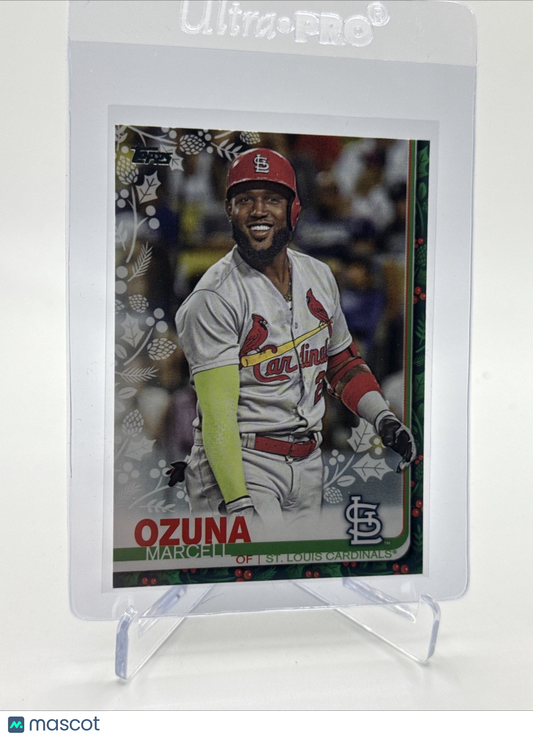2019 Topps HOLIDAY Marcell Ozuna Baseball Card #HW194 Mint FREE SHIPPING