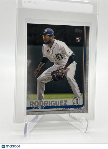 2019 Topps Ronny Rodriguez Rookie Baseball Card #667 Mint FREE SHIPPING