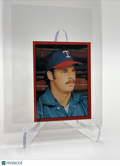 1982 O-Pee-Chee Stickers Steve Comer Baseball Card #242 NM-MT FREE SHIPPING
