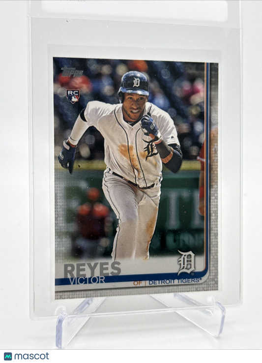 2019 Topps Victor Reyes Rookie Baseball Card #560 Mint FREE SHIPPING